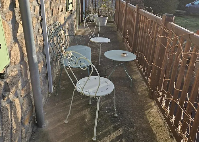 Hébergement de vacances La P'tite Chaumiere Domaize